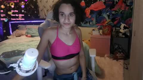 Tyra Liana online show from 02.25.25