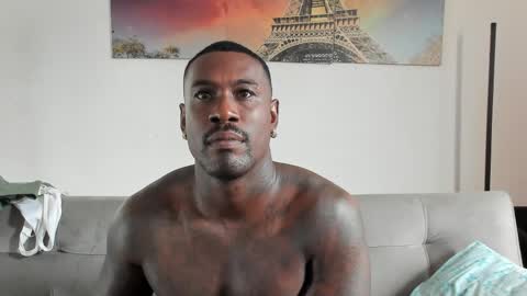 Snapshot of tyron_rulers chatting on 05.06.26 Dvid Rullers online show from 05.06.26