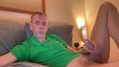 Snapshot of tyronev70 chatting on 10.04.25 Ty online show from 10.04.25