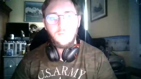 Snapshot of tytybout chatting on 03.19.26 Tytybout online show from 03.19.26