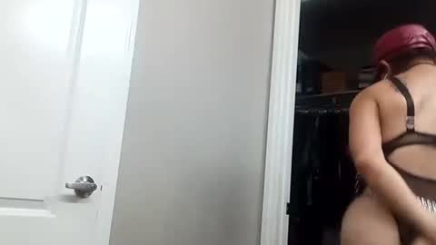 Azelia B online show from 10.03.25