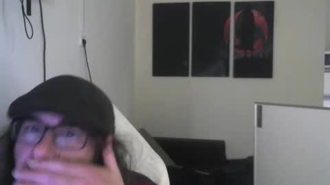 Snapshot of ucloudd chatting on 03.02.25 ucloudd online show from 03.02.25