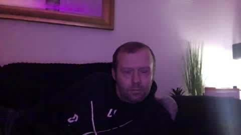 Snapshot of ukmatty3 chatting on 01.24.25 ukmatty3 online show from 01.24.25