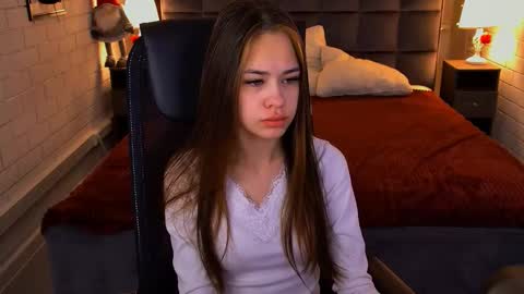 Snapshot of ulianeer chatting on 02.03.26 Ulia online show from 02.03.26