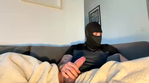Snapshot of ulisesroca chatting on 02.22.26 ulisesroca online show from 02.22.26