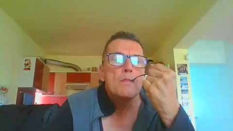 Snapshot of ulmeni4 chatting on 04.06.26 ulmeni4 online show from 04.06.26