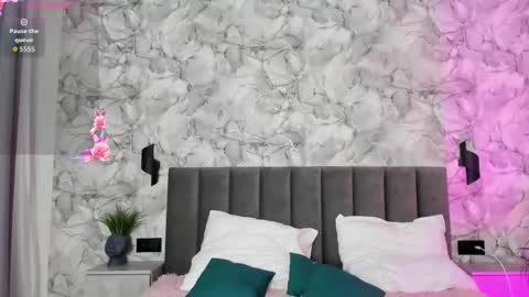 Melena online show from 10.25.25