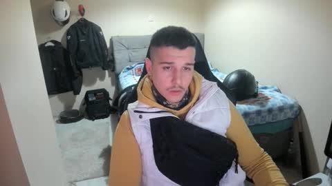 Snapshot of ulxer chatting on 04.26.26 hi im mike tyson - online show from 04.26.26