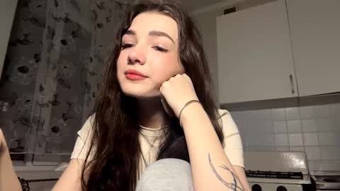 Isobelle lisi online show from 12.22.25