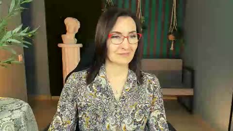 UnaTera online show from 11.11.25