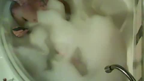 Snapshot of uncut4urbutt chatting on 09.10.25 uncut4urbutt online show from 09.10.25