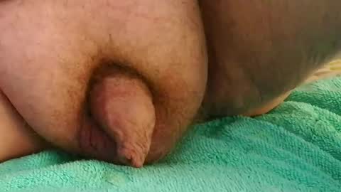 Snapshot of uncut_small_bi chatting on 12.23.25 uncut_small_bi online show from 12.23.25