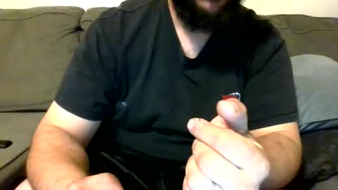 Snapshot of uncutbluecollarcock chatting on 11.02.25 Uncut Rod online show from 11.02.25