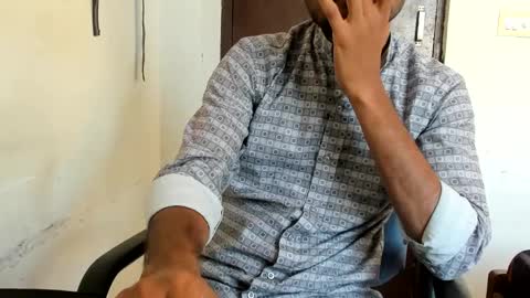 Snapshot of uncutraja chatting on 02.18.25 uncutraja online show from 02.18.25