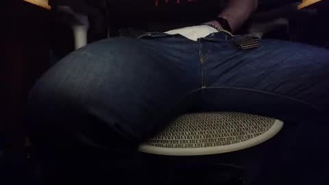 Under the desk online show from 02.16.26