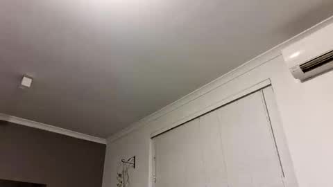 Snapshot of underratedandunindated chatting on 10.05.25 underratedandunindated online show from 10.05.25