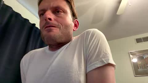 Snapshot of undress_me_ chatting on 05.14.26 undress me online show from 05.14.26
