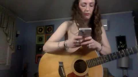 Lola Moonstone online show from 03.14.26
