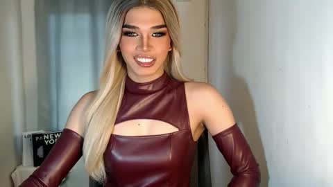 Miss Andrea online show from 09.21.25