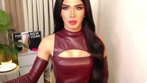 Miss Andrea online show from 10.29.25