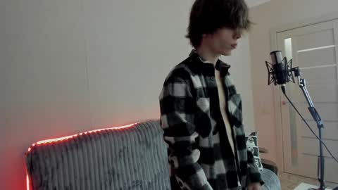 Alex online show from 12.04.24