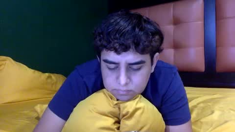 Snapshot of unlimitedfantasy chatting on 10.04.25 Thiago online show from 10.04.25