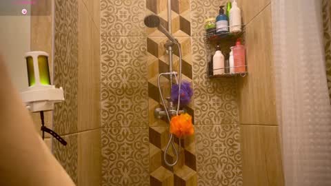 UnnaBella online show from 01.28.25