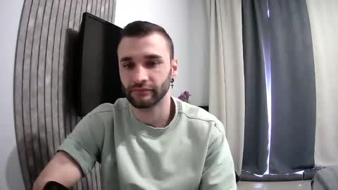 Snapshot of unnknow2024 chatting on 02.26.25 SlavaVibes online show from 02.26.25