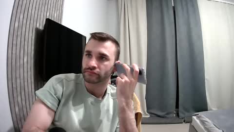 Snapshot of unnknow2024 chatting on 03.02.25 SlavaVibes online show from 03.02.25