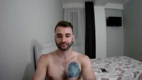 Snapshot of unnknow2024 chatting on 09.10.25 SlavaVibes online show from 09.10.25