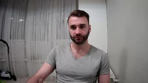 Snapshot of unnknow2024 chatting on 09.22.25 SlavaVibes online show from 09.22.25