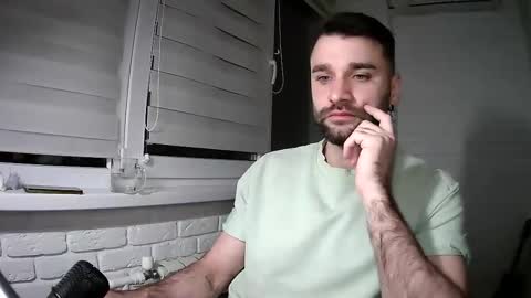 Snapshot of unnknow2024 chatting on 04.03.26 SlavaVibes online show from 04.03.26