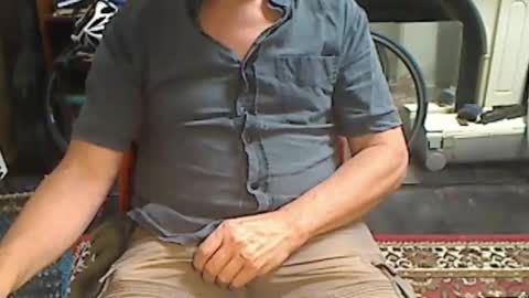 Snapshot of updownunder chatting on 11.24.25 Freddie online show from 11.24.25