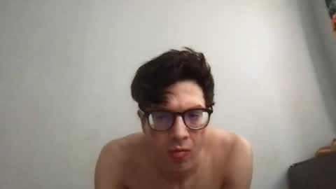 Snapshot of upsetboy chatting on 06.29.26 deaf mute boy online show from 06.29.26
