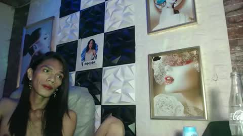 Snapshot of ur_chrizzy_fav chatting on 10.25.25 chrizzy online show from 10.25.25