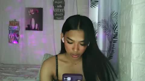 Snapshot of ur_dazzlingmorenaxx chatting on 02.11.26 ur_dazzlingmorenaxx online show from 02.11.26