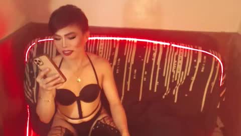 Snapshot of ur_dominatrix chatting on 03.04.26 MISS ANNA online show from 03.04.26