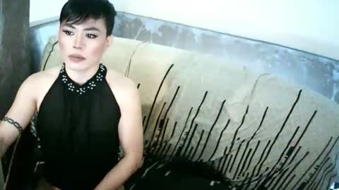 Snapshot of ur_dominatrix chatting on 04.07.26 MISS ANNA online show from 04.07.26
