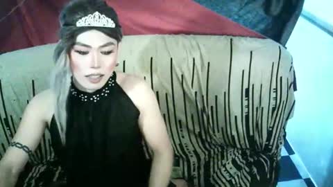 Snapshot of ur_dominatrix chatting on 04.18.26 MISS ANNA online show from 04.18.26