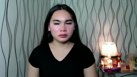 QUEENSY online show from 12.17.25