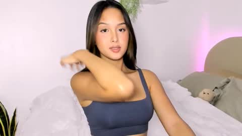 Veronica Lodge online show from 02.13.26