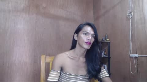 Snapshot of ur_prescious_xxx chatting on 05.24.26 Ur Lovely Pricious online show from 05.24.26