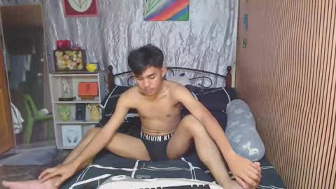 ur_shan21 online show from 10.26.25