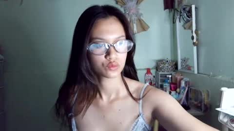 Snapshot of ur_sinfulangel chatting on 07.12.26 lovelyangel online show from 07.12.26