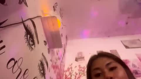 HelloIm  Girly online show from 02.24.26