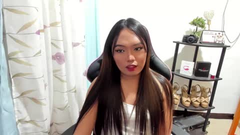 Snapshot of urasian_ivana_alawi chatting on 02.11.25 IVANA and ALEXIA online show from 02.11.25