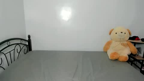 Snapshot of urasian_jhon1 chatting on 12.01.25 jhon online show from 12.01.25