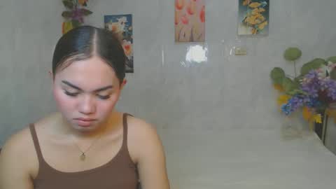 Snapshot of urasian_kat chatting on 04.24.26 urasian_kat online show from 04.24.26