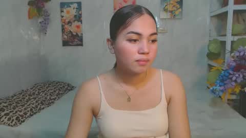 Snapshot of urasian_kat chatting on 05.15.26 urasian_kat online show from 05.15.26