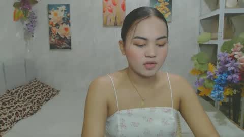 Snapshot of urasian_kat chatting on 05.21.26 urasian_kat online show from 05.21.26
